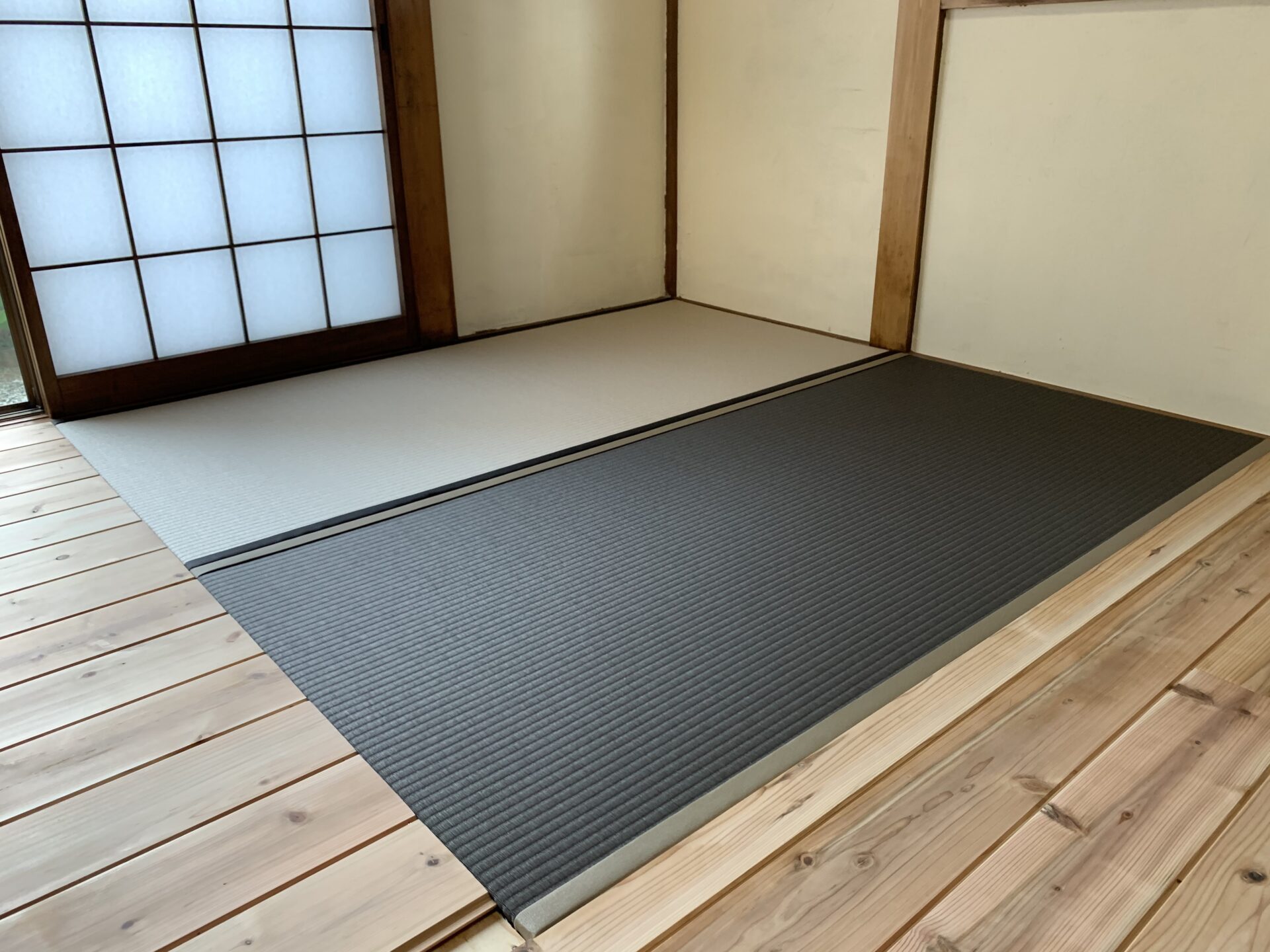 ダイケン和紙畳-灰桜色×栗色-和歌山畳屋