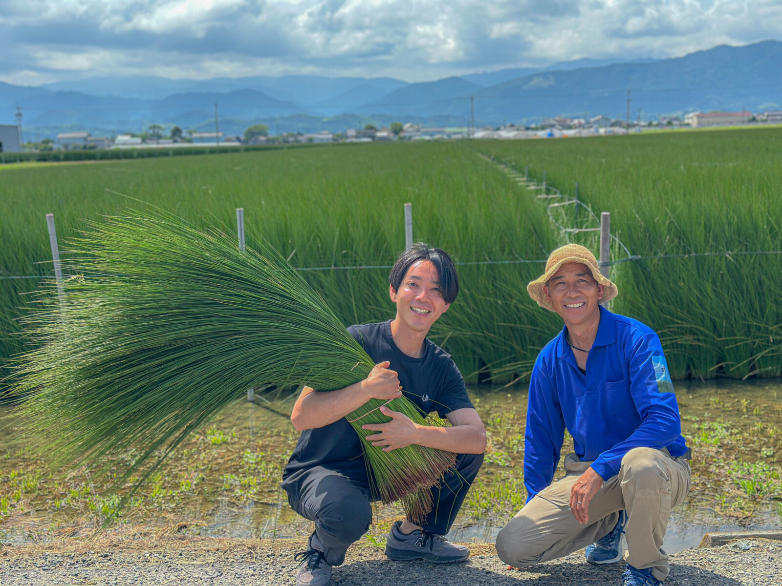 和歌山の畳屋 山本祥太 熊本県い草農家の上本修久さん